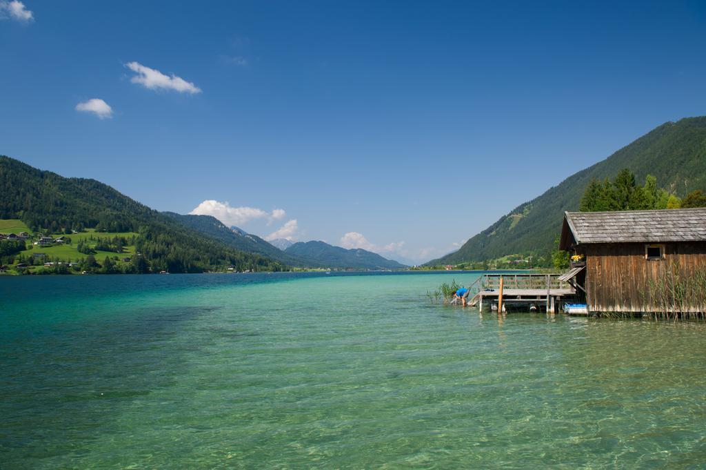 Strandhotel Am Weissensee Exteriör bild