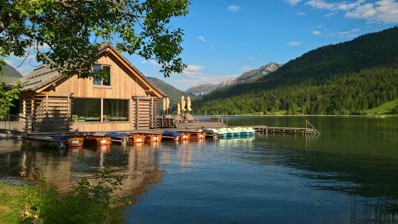 Strandhotel Am Weissensee Exteriör bild